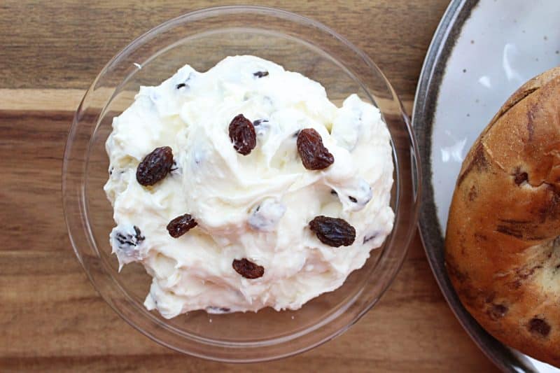 Raisin and Cream Cheese Bagel Spread/Dip