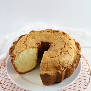 Image of Sour Cream Pound Cake 4.0