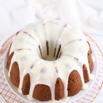 Lemon Sour Cream Pound Cake