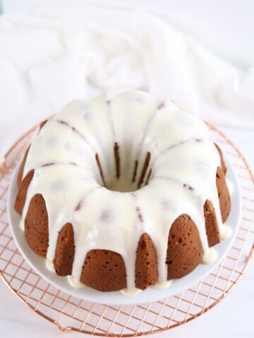 Lemon Sour Cream Pound Cake