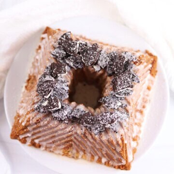 Oreo Cream Cheese Pound Cake