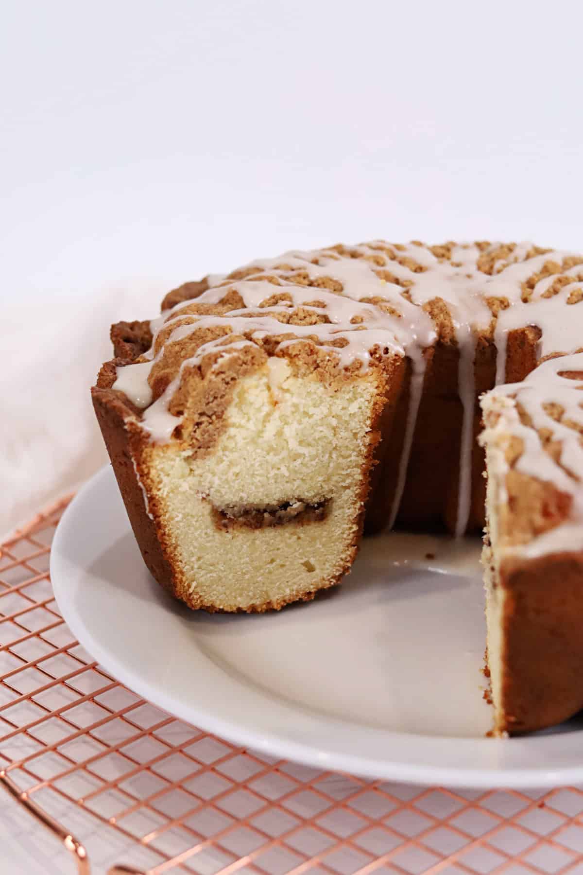Coffee Cake Pound Cake